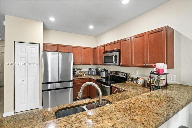 9105 SW 227th St 9, Cutler Bay, FL 33190