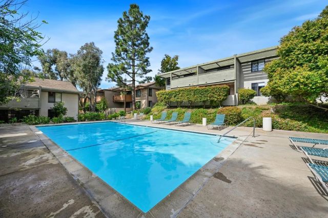 6182 Agee St 203, San Diego, CA 92122