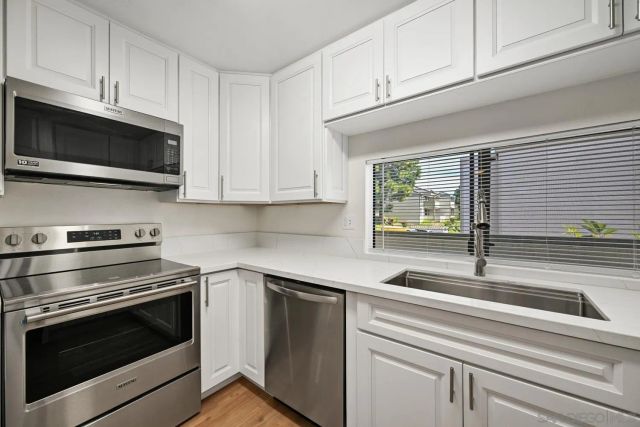 6182 Agee St 203, San Diego, CA 92122