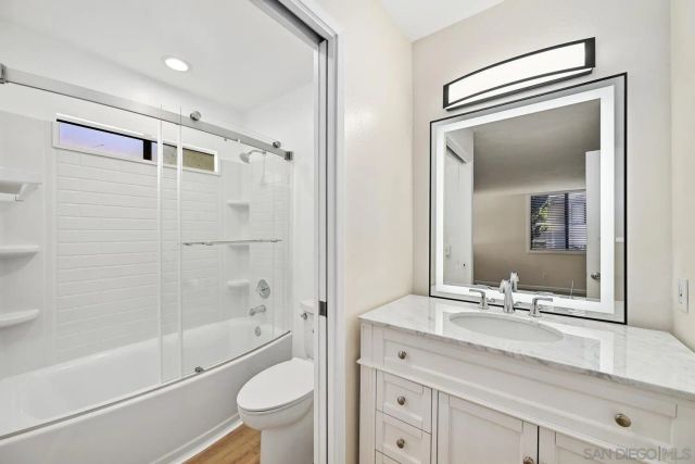 6182 Agee St 203, San Diego, CA 92122