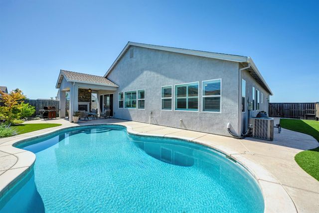 1176 Wadsworth Cir, Roseville, CA 95747