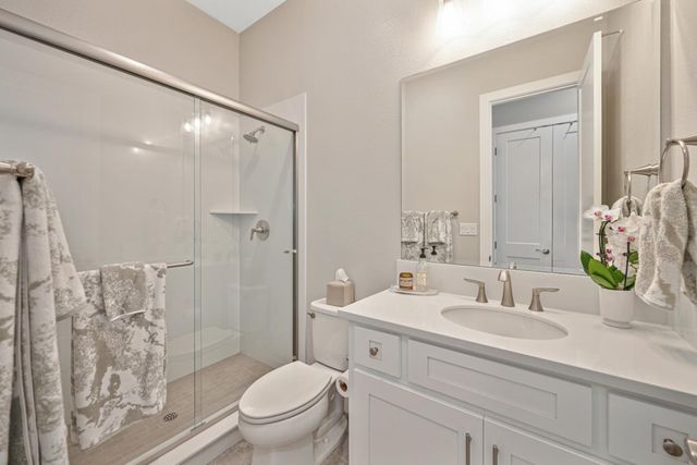 1176 Wadsworth Cir, Roseville, CA 95747
