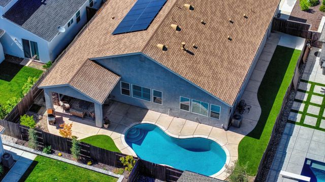 1176 Wadsworth Cir, Roseville, CA 95747