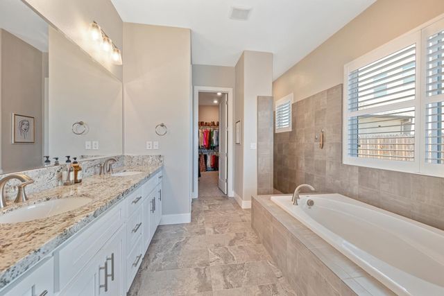 1176 Wadsworth Cir, Roseville, CA 95747