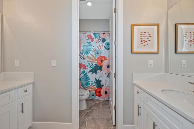 1176 Wadsworth Cir, Roseville, CA 95747