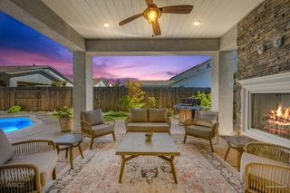 1176 Wadsworth Cir, Roseville, CA 95747