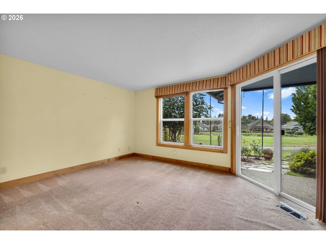 15403 Se 33RD St, Vancouver, WA 98683