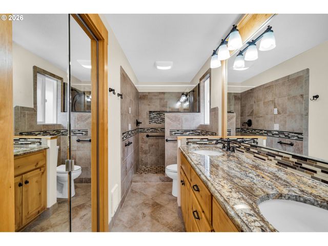 15403 Se 33RD St, Vancouver, WA 98683