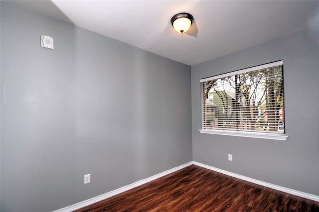 9831 Walnut Street 209, Dallas, TX 75243