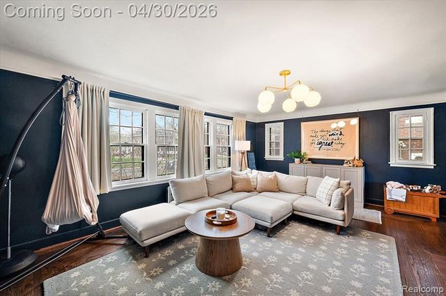 463 Lakewood Street, Detroit, MI 48215