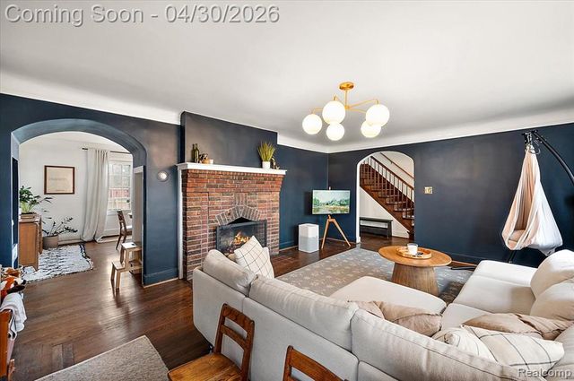 463 Lakewood Street, Detroit, MI 48215