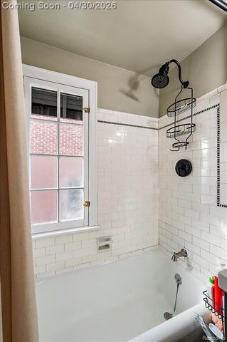 463 Lakewood Street, Detroit, MI 48215