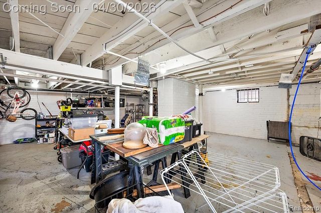 463 Lakewood Street, Detroit, MI 48215