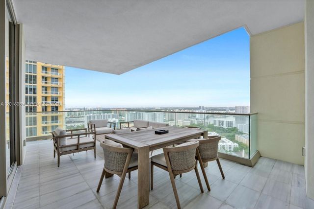 17901 Collins Ave 2704, Sunny Isles Beach, FL 33160