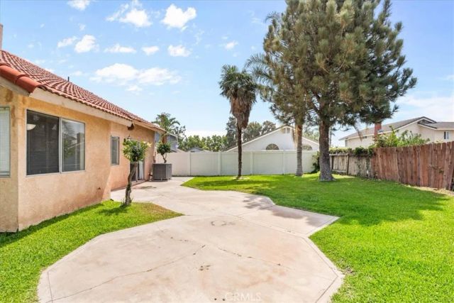 15061 Fuchsia Court, Fontana, CA 92336