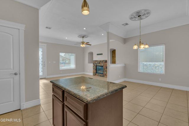 2640 SNOWY ROCK Place, El Paso, TX 79938