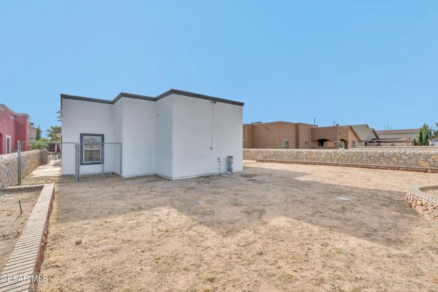 2640 SNOWY ROCK Place, El Paso, TX 79938
