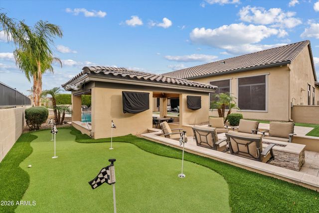 7002 S PORTLAND Avenue, Gilbert, AZ 85298