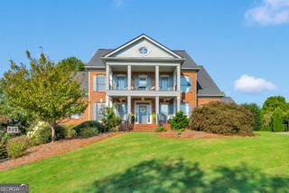 6930 Blackthorn Lane, Suwanee, GA 30024