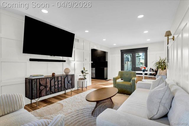 410 Stratford Road, Ferndale, MI 48220