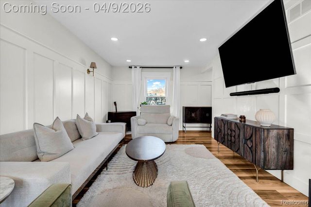 410 Stratford Road, Ferndale, MI 48220