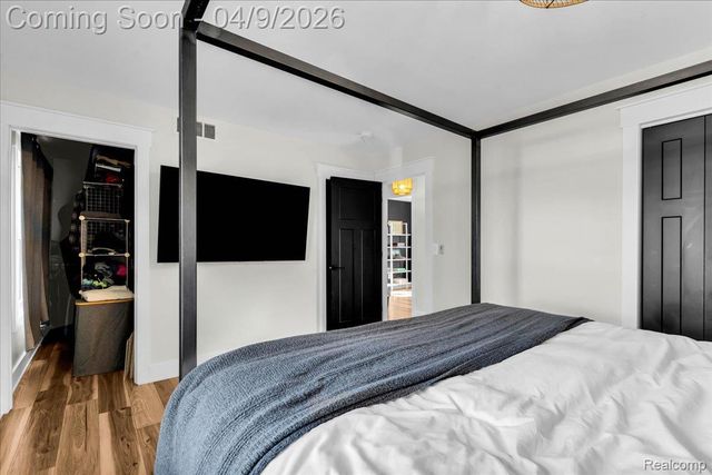 410 Stratford Road, Ferndale, MI 48220