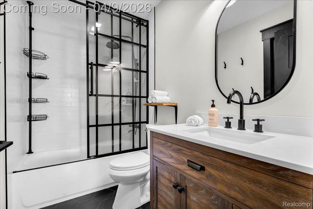 410 Stratford Road, Ferndale, MI 48220