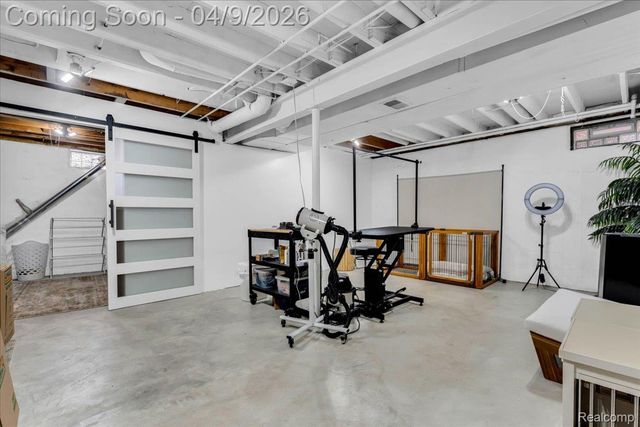 410 Stratford Road, Ferndale, MI 48220