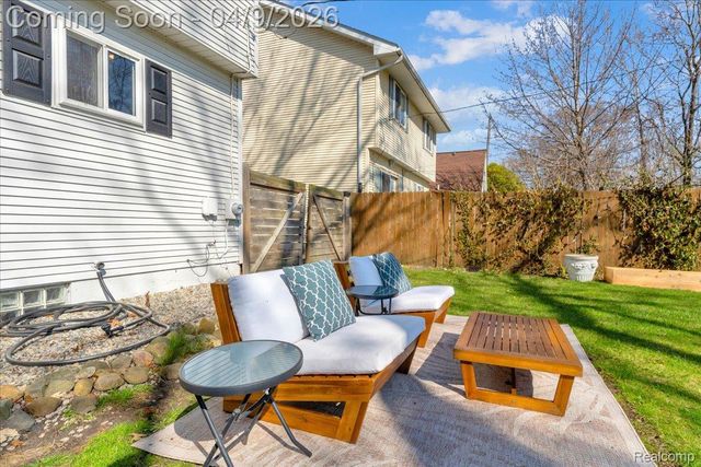 410 Stratford Road, Ferndale, MI 48220