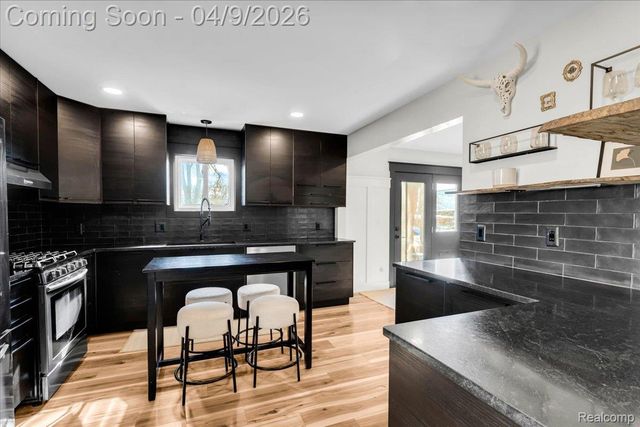 410 Stratford Road, Ferndale, MI 48220