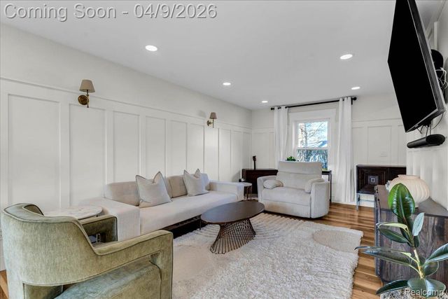 410 Stratford Road, Ferndale, MI 48220