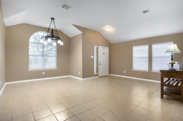 7819 Summerdale Drive, Rosenberg, TX 77469