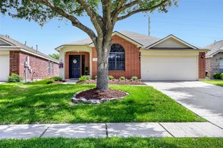 7819 Summerdale Drive, Rosenberg, TX 77469