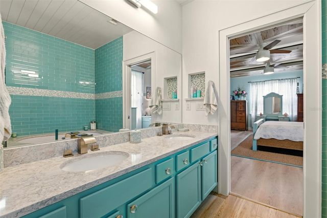 11216 58TH STREET CIRCLE E, Parrish, FL 34219