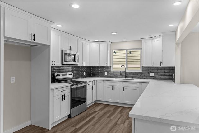 3909 Northshore Boulevard NE, Tacoma, WA 98422