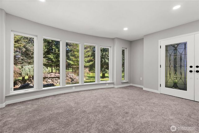 3909 Northshore Boulevard NE, Tacoma, WA 98422