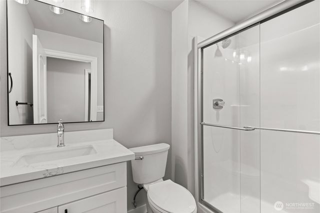 3909 Northshore Boulevard NE, Tacoma, WA 98422
