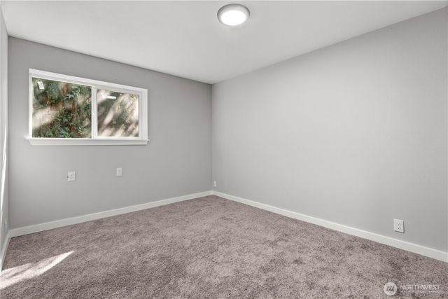 3909 Northshore Boulevard NE, Tacoma, WA 98422