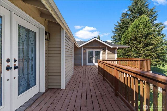3909 Northshore Boulevard NE, Tacoma, WA 98422