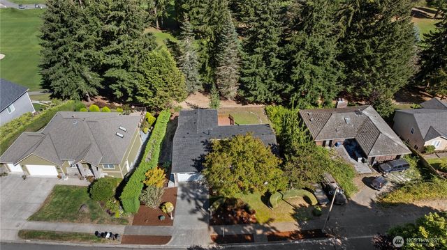 3909 Northshore Boulevard NE, Tacoma, WA 98422