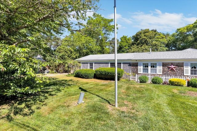 10 Margaret Joseph Rd 10, Yarmouth, MA 02675