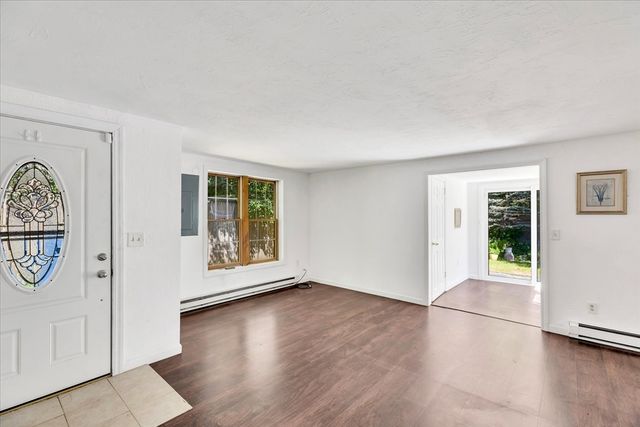 10 Margaret Joseph Rd 10, Yarmouth, MA 02675
