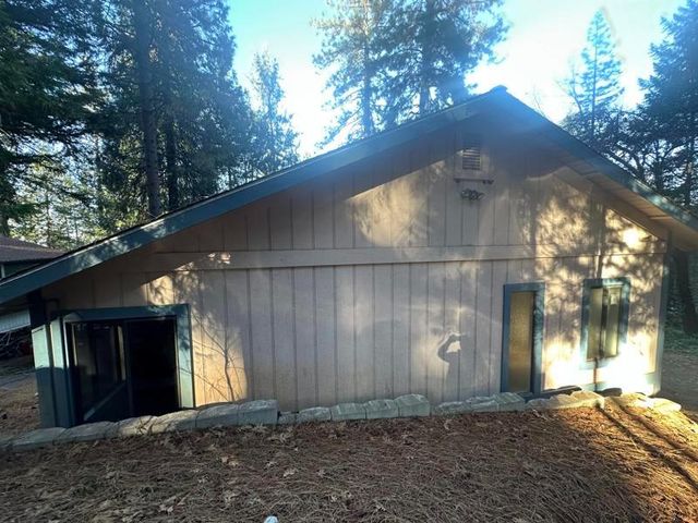 27935 Manzanita Trl, Colfax, CA 95713