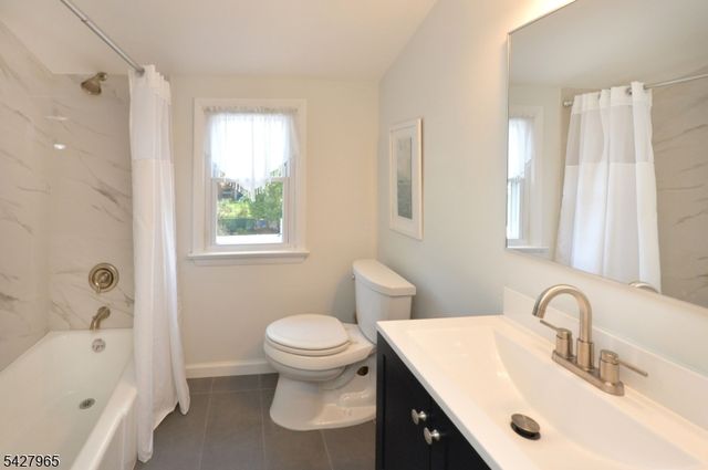1641 Ardsley Ct, Teaneck Twp., NJ 07666