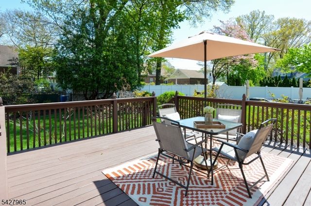 1641 Ardsley Ct, Teaneck Twp., NJ 07666