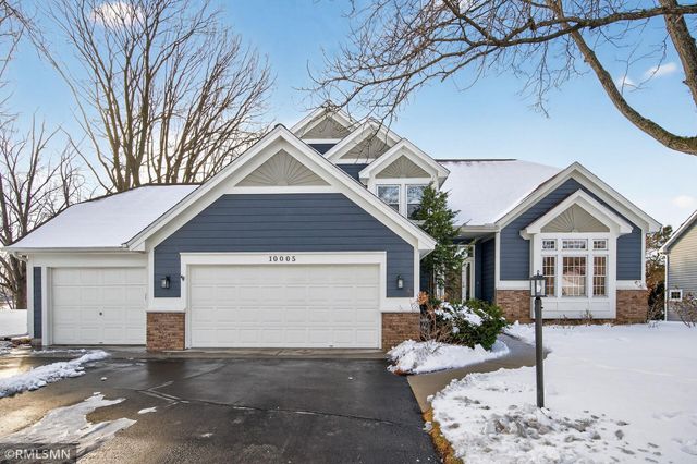 10005 Antrim Court, Woodbury, MN 55129