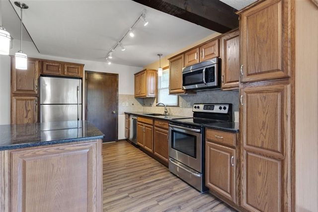 7219 MASTIN Street, Merriam, KS 66203