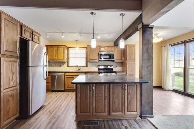 7219 MASTIN Street, Merriam, KS 66203