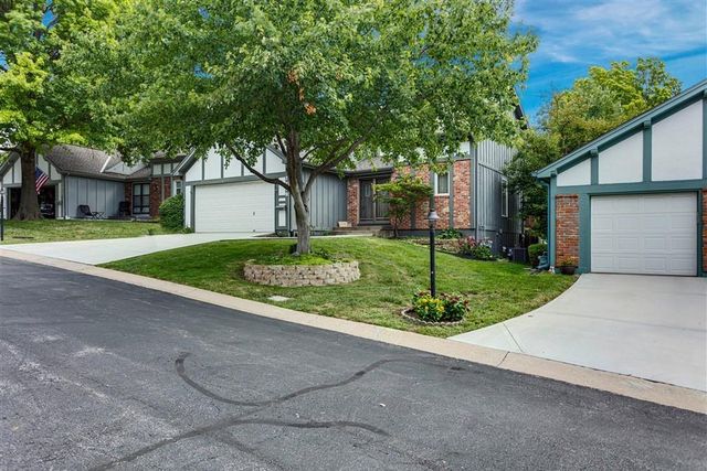 7219 MASTIN Street, Merriam, KS 66203