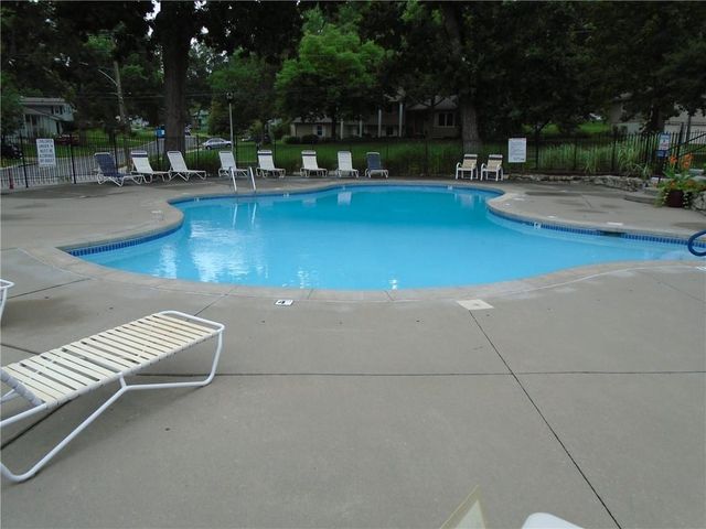 7219 MASTIN Street, Merriam, KS 66203
